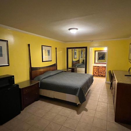 Dragon Inn & Suites Fayette Экстерьер фото