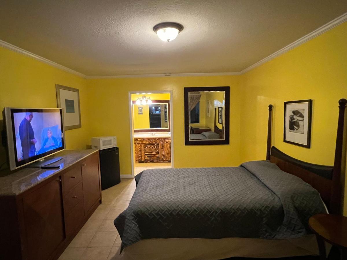 Dragon Inn & Suites Fayette Экстерьер фото