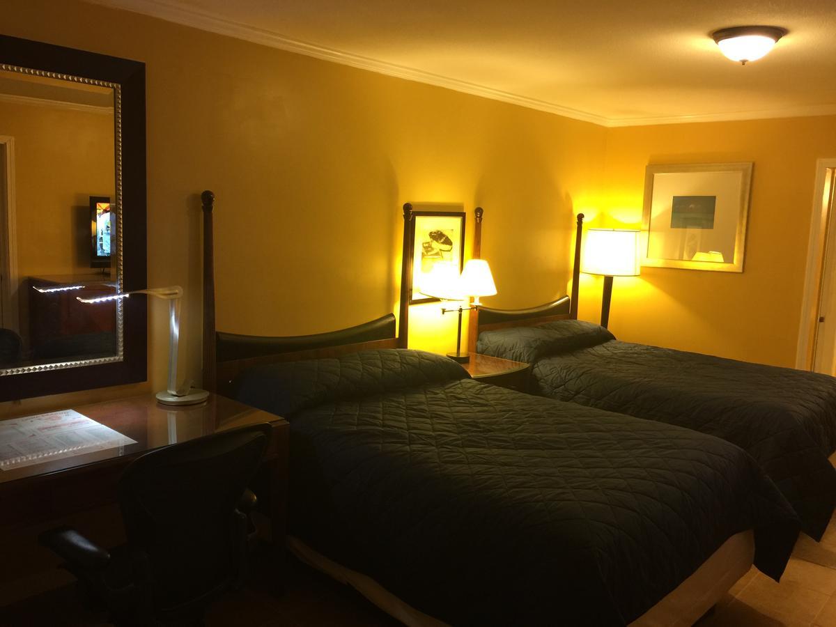 Dragon Inn & Suites Fayette Экстерьер фото